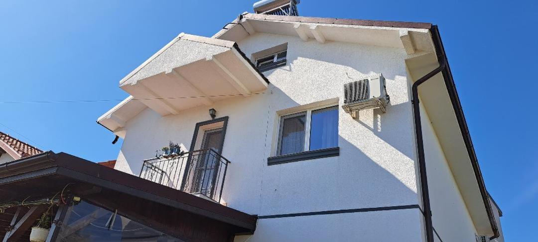 Hotel Casa Alba Năvodari Esterno foto