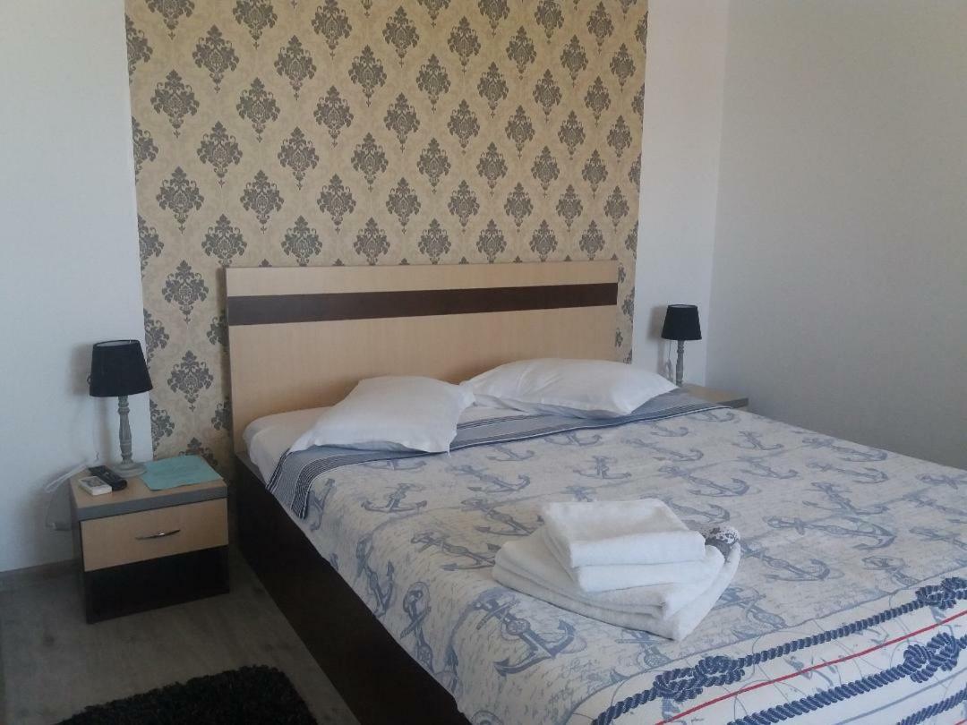 Hotel Casa Alba Năvodari Esterno foto